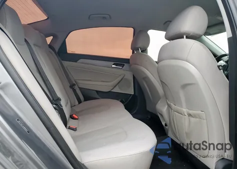 2018 Hyundai Sonata Sport z USA, uszkodzony, nr VIN 5NPE34AF3JH666605